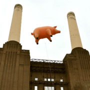 Giant inflatable pig flying at Battersea Power Station