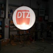 Internally lit sphere for DTZ