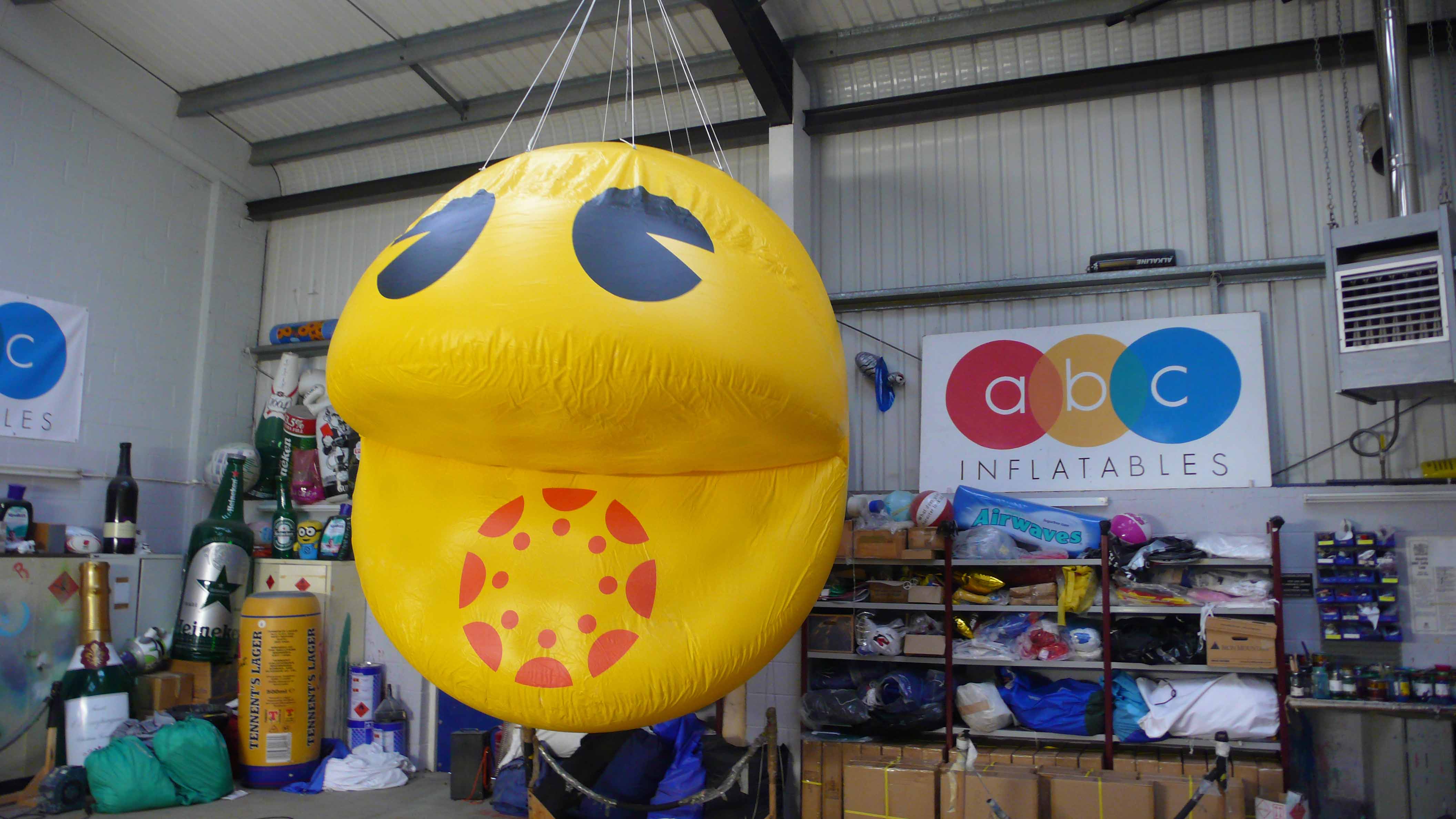 Custom Shapes & Blimps - Giant Promotional inflatables